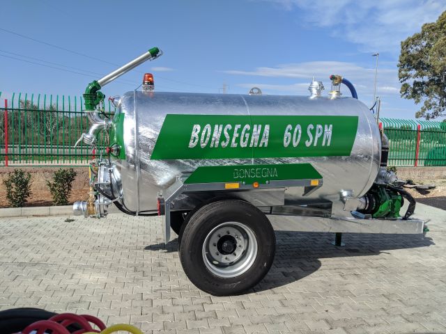 Bonsegna's single-axle slurry tanker