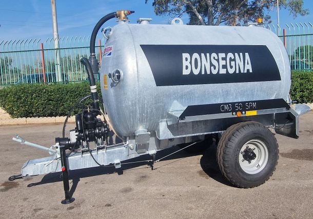 Carrobotte monoasse Bonsegna con dettagli neri